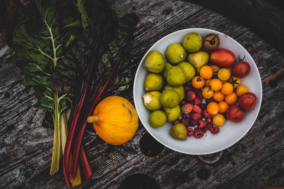 Nuts, seeds and mineral-rich foods
